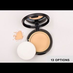 TOUCH MINERAL pressed powder foundation